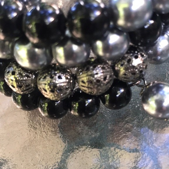 Bracelet- Grey/Black Beads - Picture 3 of 7